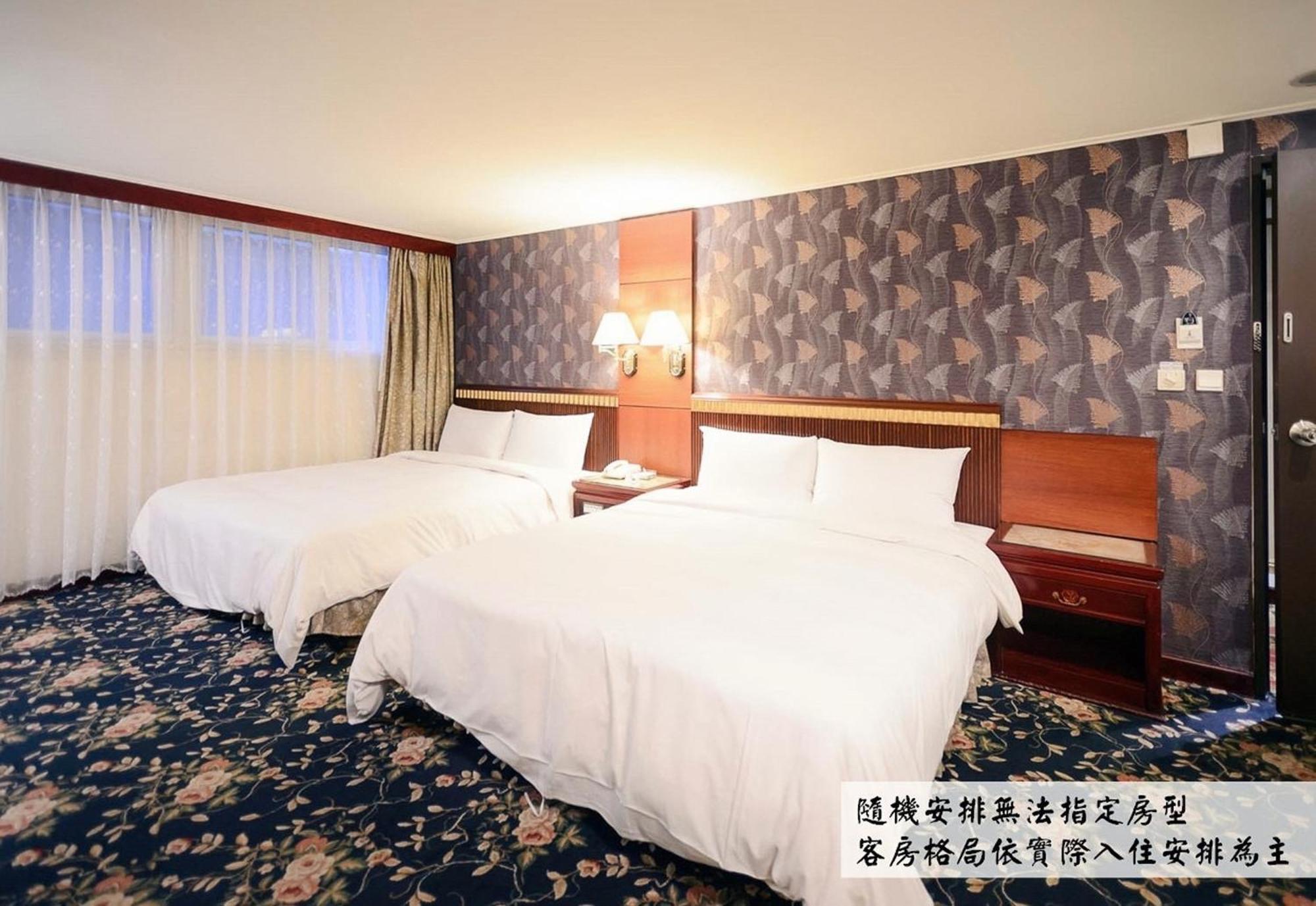Kiwi Hotel Mrt Wenxin Branch Taichung Eksteriør billede