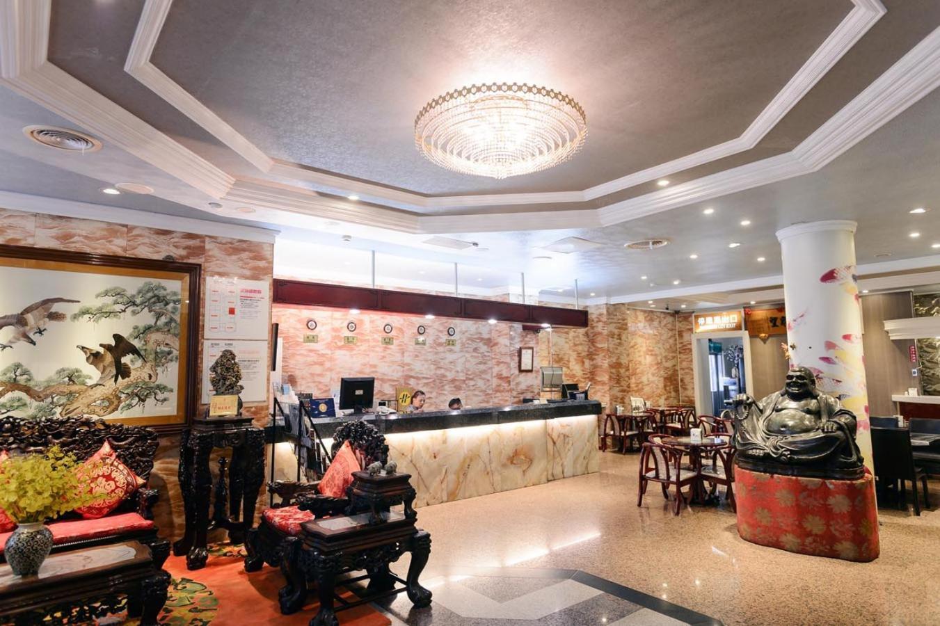 Kiwi Hotel Mrt Wenxin Branch Taichung Eksteriør billede