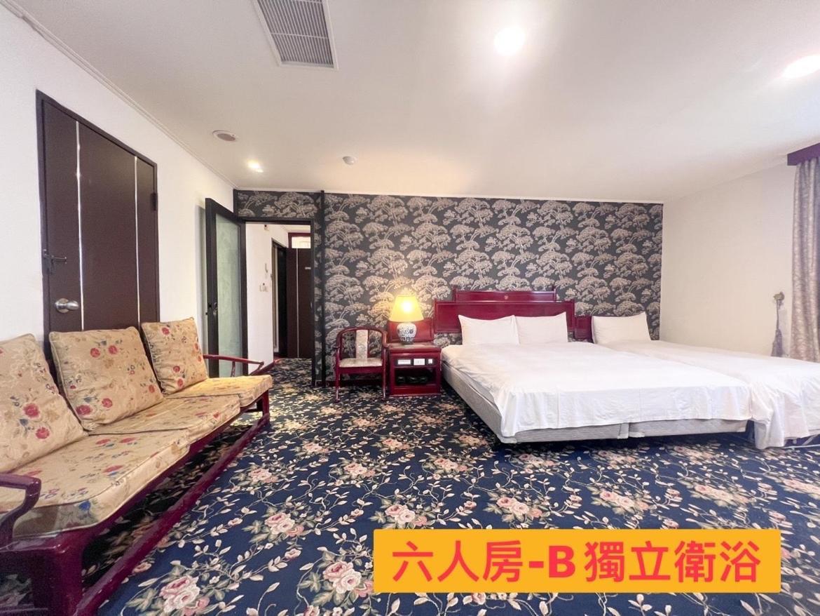 Kiwi Hotel Mrt Wenxin Branch Taichung Eksteriør billede