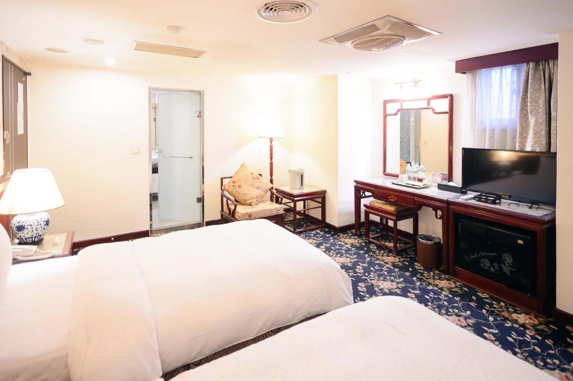 Kiwi Hotel Mrt Wenxin Branch Taichung Eksteriør billede